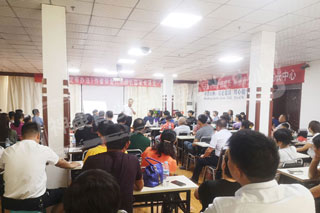 济南神康青少年心理成长中心家长公益课堂精彩开讲!