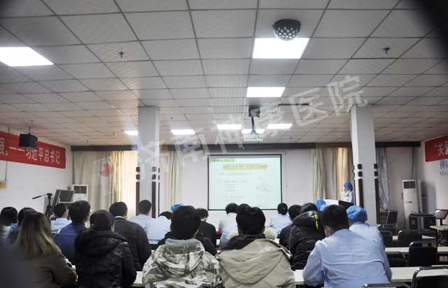 我院护理部开展“心肺复苏术”技能培训,为生命赢得最宝贵时间